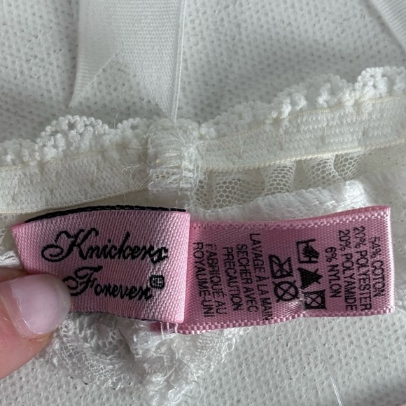 AGENT PROVOCATEUR WHITE LACE SEXY BRIDAL BEDROOM GARTER - Picture 9 of 9